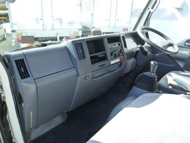 いすゞエルフ平ボディ小型（2t・3t）[写真12]