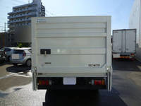 いすゞエルフ平ボディ小型（2t・3t）[写真17]