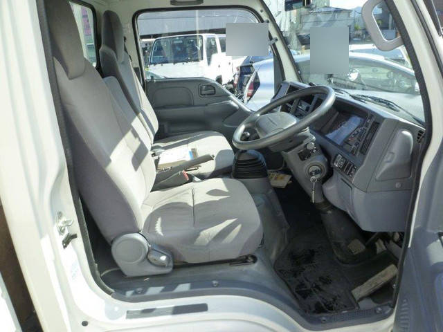 いすゞエルフ平ボディ小型（2t・3t）[写真08]