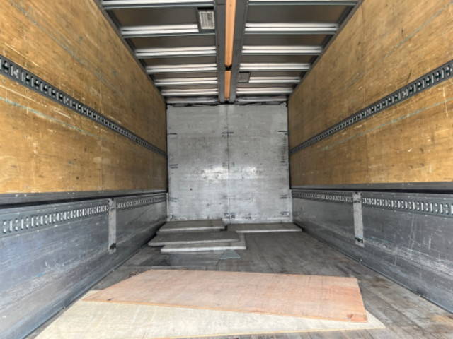 日野レンジャーアルミウイング中型（4t）[写真09]