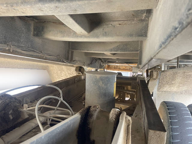 三菱ふそうスーパーグレートダンプ大型（10t）[写真12]