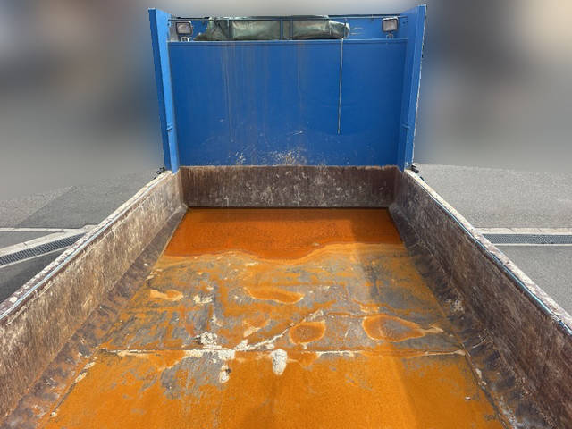 三菱ふそうスーパーグレートダンプ大型（10t）[写真05]