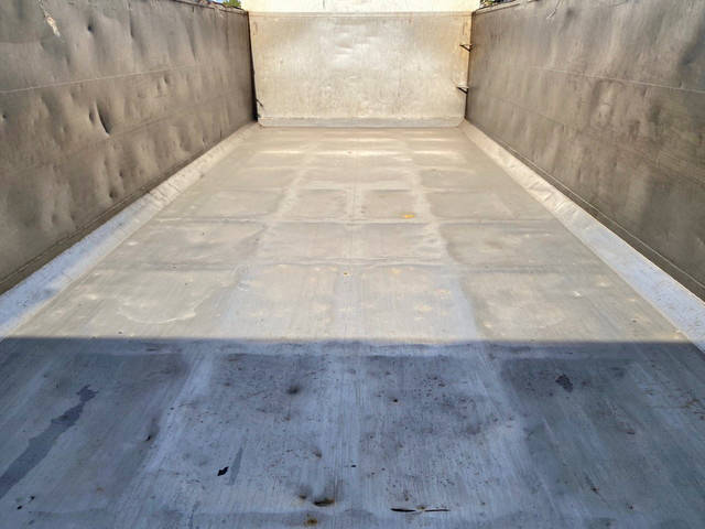 三菱ふそうスーパーグレート深ダンプ（土砂禁ダンプ）大型（10t）[写真13]