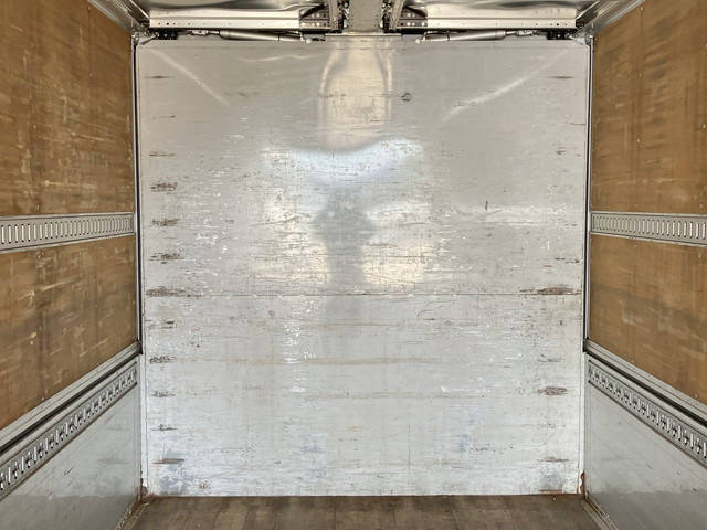 UDトラックスクオンアルミウイング大型（10t）[写真14]