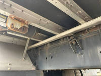 UDトラックスクオンアルミウイング大型（10t）[写真24]