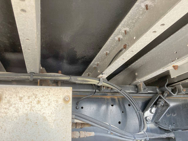 UDトラックスクオンアルミウイング大型（10t）[写真25]