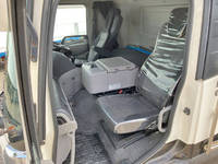 UDトラックスクオンアルミウイング大型（10t）[写真32]