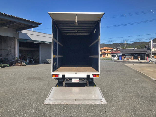 三菱ふそうキャンターアルミバン小型（2t・3t）[写真11]