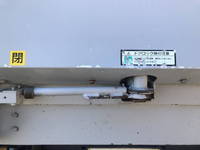 三菱ふそうキャンターアルミバン小型（2t・3t）[写真15]