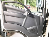 いすゞエルフアルミバン小型（2t・3t）[写真28]