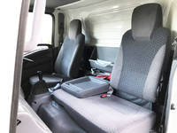 いすゞエルフアルミバン小型（2t・3t）[写真30]