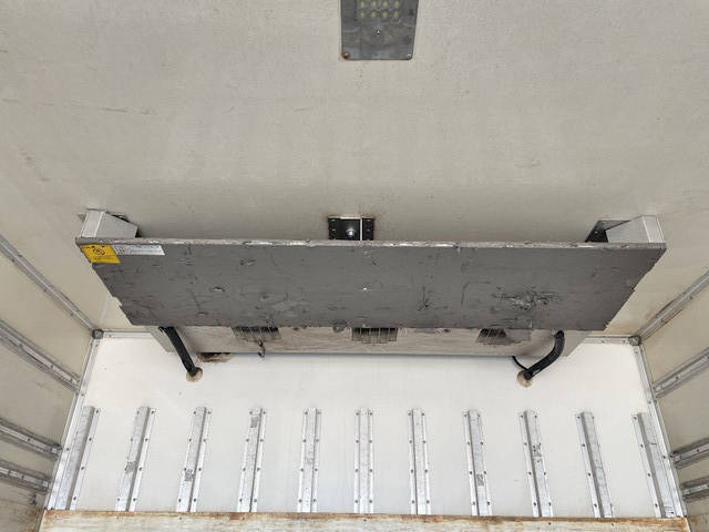 日野レンジャー冷凍車（冷蔵車）中型（4t）[写真17]