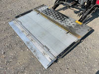 日野レンジャー冷凍車（冷蔵車）中型（4t）[写真19]