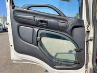 日野レンジャー冷凍車（冷蔵車）中型（4t）[写真30]