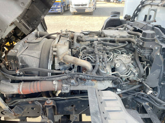 日野レンジャー冷凍車（冷蔵車）中型（4t）[写真22]