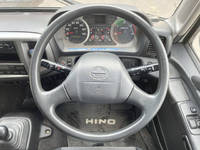 日野レンジャー冷凍車（冷蔵車）中型（4t）[写真36]