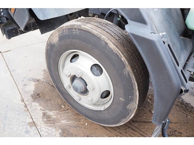 いすゞフォワードコンテナ専用車中型（4t）[写真26]