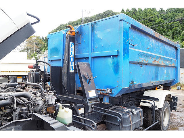 いすゞフォワードコンテナ専用車中型（4t）[写真31]