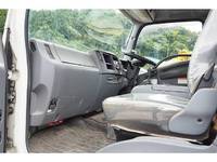 いすゞフォワードコンテナ専用車中型（4t）[写真32]