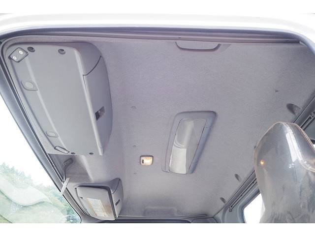 いすゞフォワードコンテナ専用車中型（4t）[写真33]