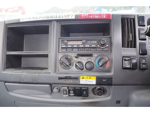 いすゞフォワードコンテナ専用車中型（4t）[写真37]