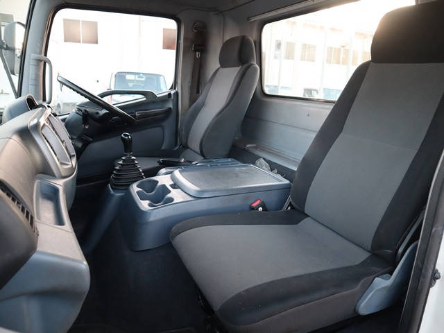 日野レンジャー平ボディ増トン（6t・8t）[写真20]