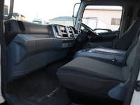 日野レンジャー平ボディ増トン（6t・8t）[写真22]