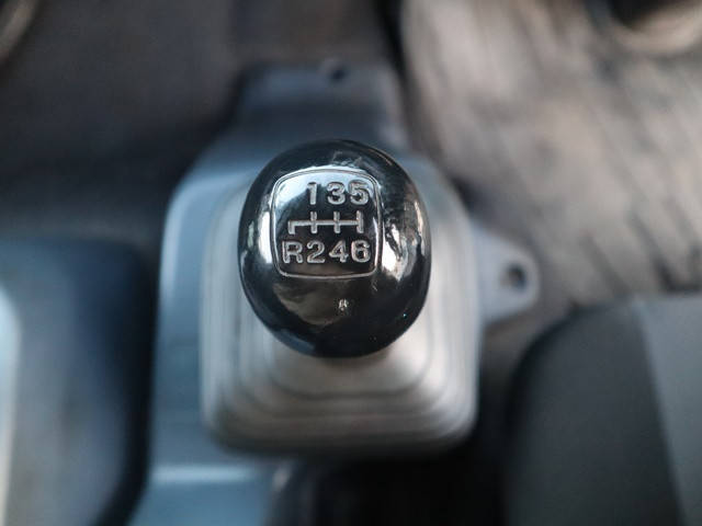 日野レンジャー平ボディ増トン（6t・8t）[写真26]