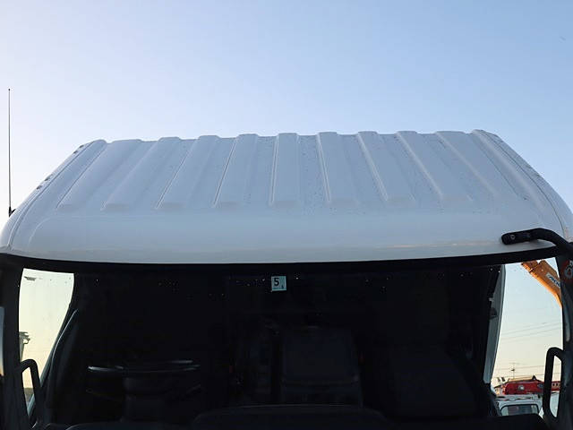 日野レンジャー平ボディ増トン（6t・8t）[写真08]