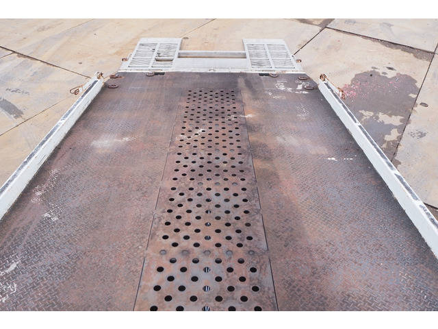 いすゞエルフセーフティローダー小型（2t・3t）[写真13]