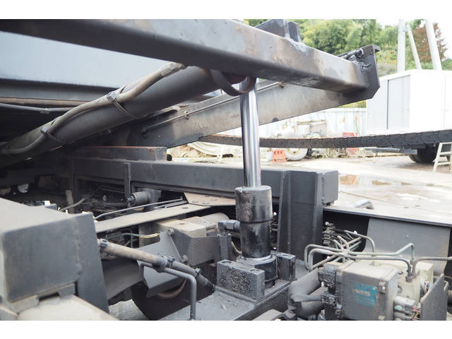 いすゞエルフセーフティローダー小型（2t・3t）[写真17]