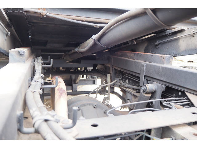 いすゞエルフセーフティローダー小型（2t・3t）[写真18]