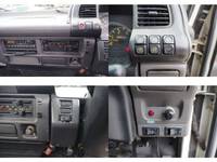 いすゞエルフセーフティローダー小型（2t・3t）[写真38]