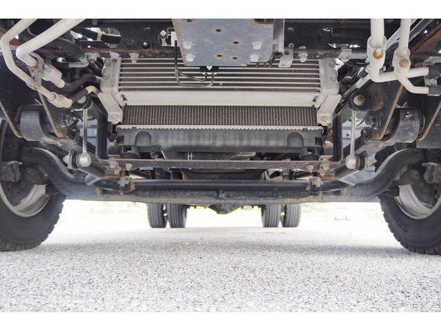 三菱ふそうキャンタークレーン4段小型（2t・3t）[写真27]