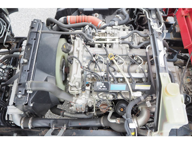 三菱ふそうキャンタークレーン4段小型（2t・3t）[写真28]