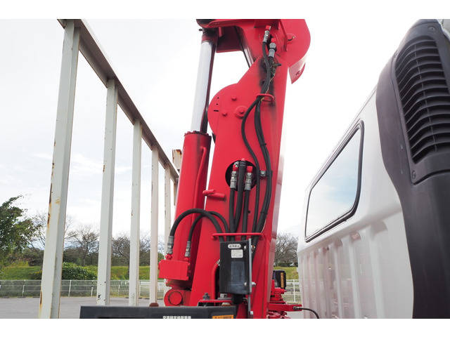 三菱ふそうキャンタークレーン4段小型（2t・3t）[写真07]