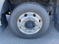 日野プロフィアパネルウイング大型（10t）[写真13]