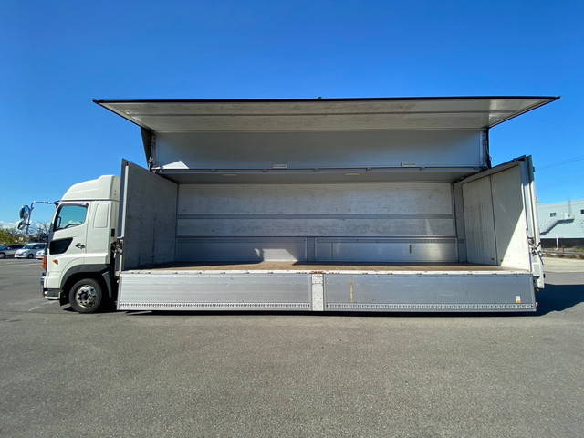 日野プロフィアパネルウイング大型（10t）[写真05]