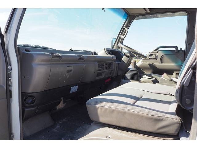 日産アトラスセルフクレーン4段小型（2t・3t）[写真35]