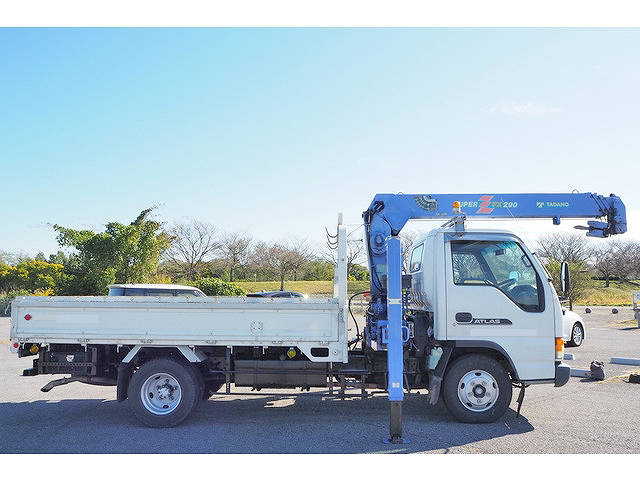 日産アトラスセルフクレーン4段小型（2t・3t）[写真04]