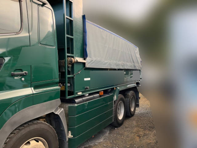 日野プロフィアダンプ大型（10t）[写真16]