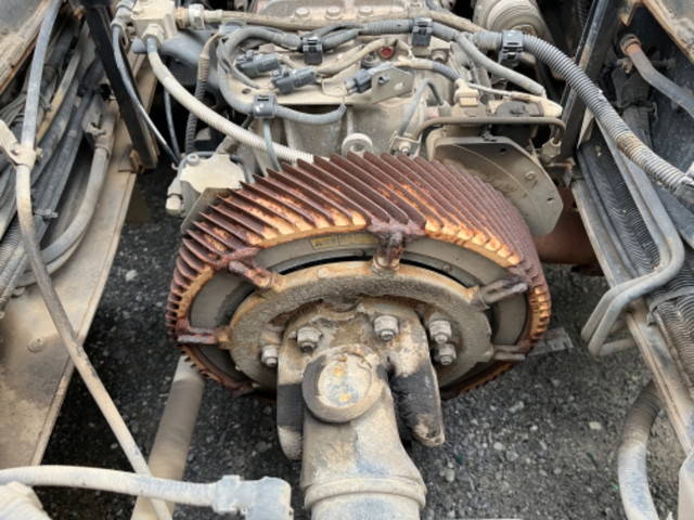 日野プロフィアダンプ大型（10t）[写真23]