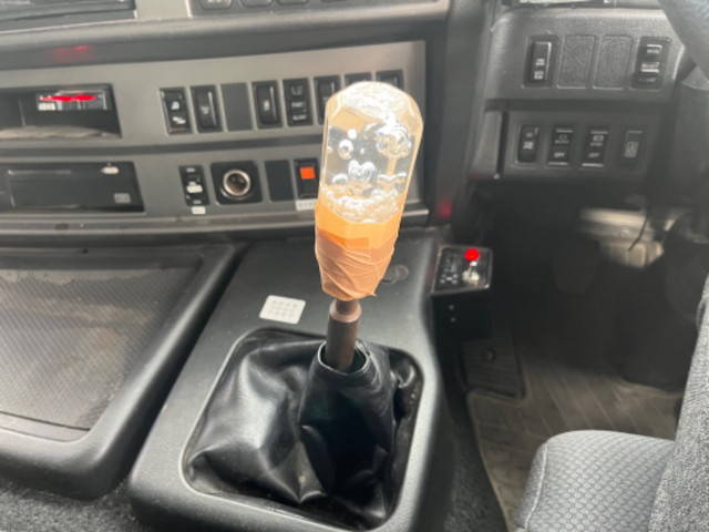 日野プロフィアダンプ大型（10t）[写真31]