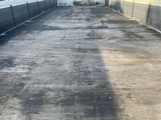 日野レンジャー平ボディ中型（4t）[写真11]