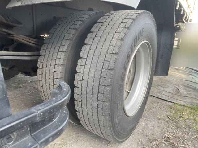 日野レンジャー平ボディ中型（4t）[写真17]