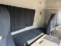 三菱ふそうスーパーグレートアルミウイング大型（10t）[写真22]