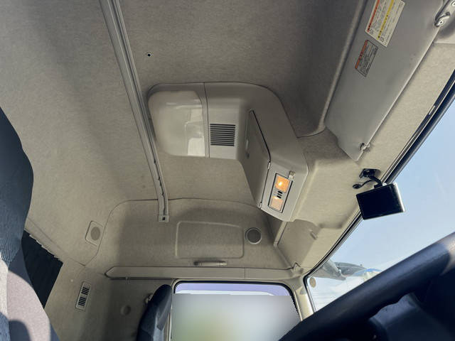 三菱ふそうスーパーグレートアルミウイング大型（10t）[写真23]