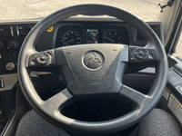 三菱ふそうスーパーグレートアルミウイング大型（10t）[写真24]