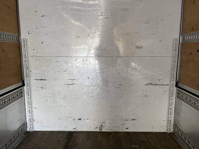 三菱ふそうスーパーグレートアルミウイング大型（10t）[写真08]