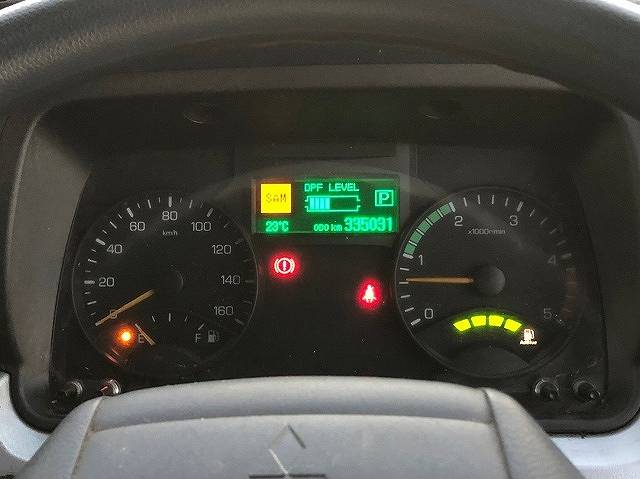 三菱ふそうキャンターアルミウイング小型（2t・3t）[写真21]